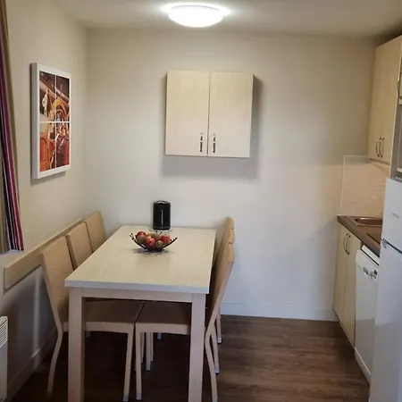 36 M Bright And Equipped With Garden Pool Apartment Grimaud